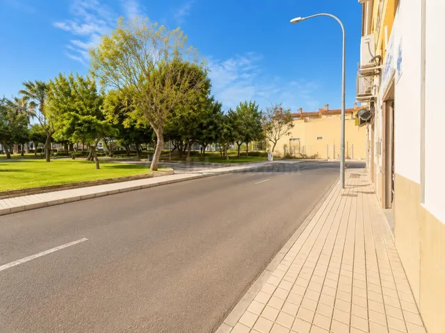 Local comercial en planta baja · Huércal de Almería · 86 m2  - foto 4