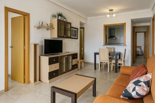 APARTAMENTO SEMINUEVO EN PRIMERA LÍNEA CON TERRAZA, PISCINA Y LICENCIA TURÍSTICA !! — 20