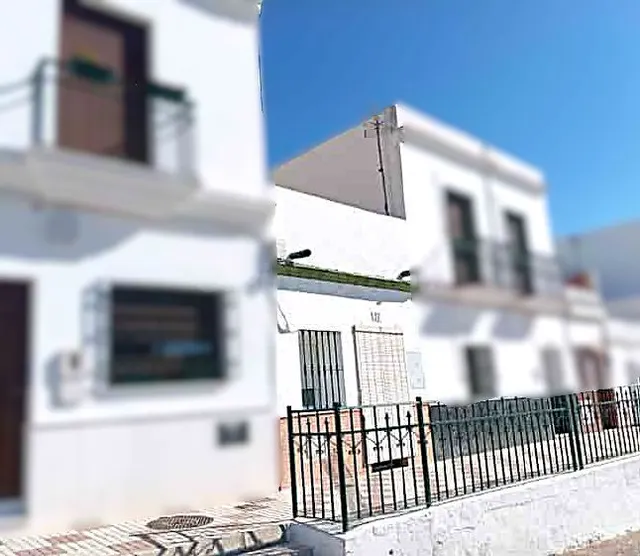 Venta de casa en alcala del rio — 3