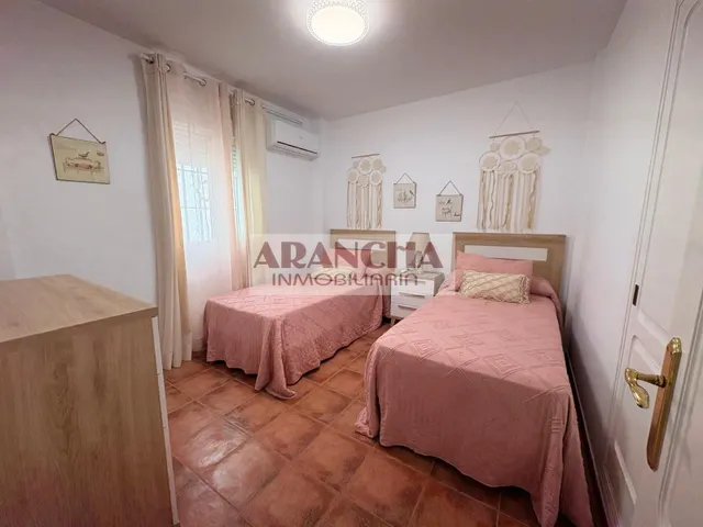 CASA TIPO DÚPLEX CON VISTAS AL MAR — 16
