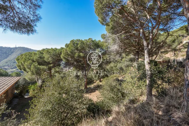 Casa en venta en plena montaña con piscina y vistas al mar en Cabrera de Mar — 34