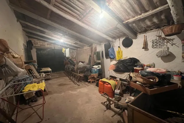 Casa tradicional en Deltebre, construida en el año 1918, situada sobre una parcela esquinera de aproximadamente 1.340 m2. — 9