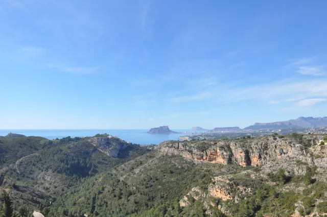 Cumbre del Sol, villa con las mejores vistas y la mejor orientación — 13