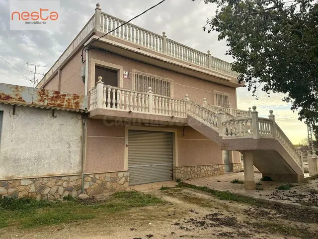 Terreno con Casa, Nave, Almacenes y Cobertizo en Purias - foto 2