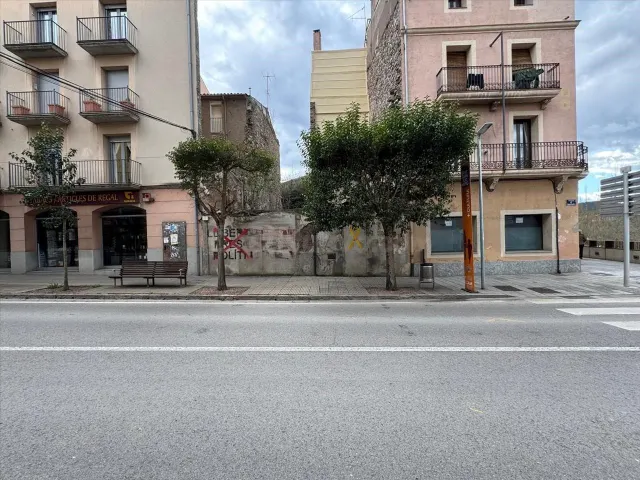SOLAR RESIDENCIAL EN SANT JOAN DE LES ABEDESSES - foto 3