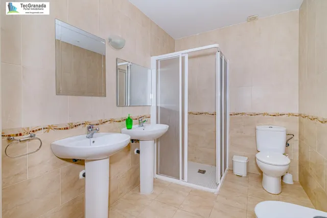 Chalet en venta en la mejor zona de ATARFE — 21