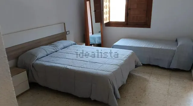 Alquiler de chalet independiente con piscina y parcela de 2.300m2 — 15