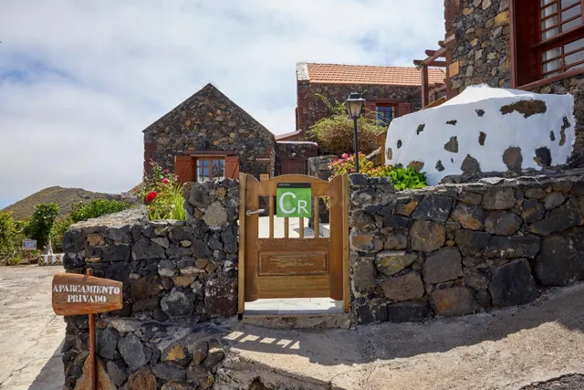 💰 5 CASAS RURALES EL HIERRO - INGRESOS INMEDIATOS 💰 - foto 4