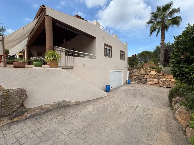EXCELENTE CHALET EN PERFECTO ESTADO — 11