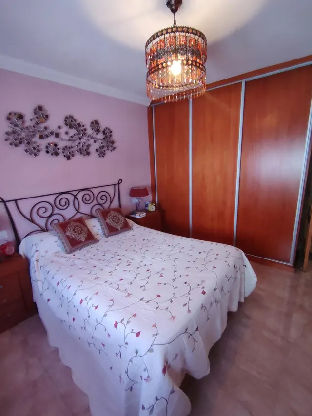 Piso completamente reformado en la zona del Hospital Juan Grande — 12