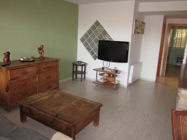 Apartamento a 50 mts de La Playa Cala Crancs 2 habitaciones piscina y parking — 23