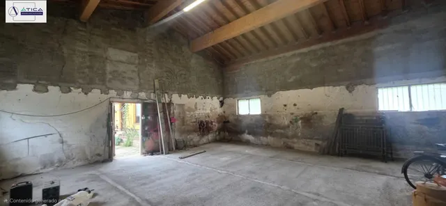PROPIEDAD CON GRAN PARCELA URBANA, VARIAS construcciones Y FINCA RÚSTICA ANEXA — 29