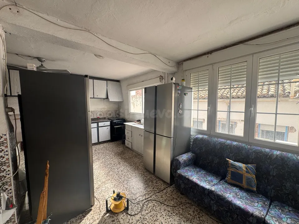 ✨ AMPLIA CASA DE 300 m2 EN SAX CON TERRAZA — 109.000 €
