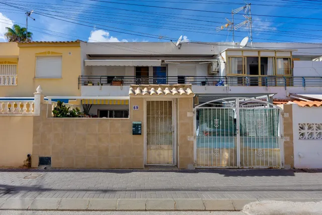 Casa 2 habitaciones 71m² en venta - Nueva Torrevieja — 28