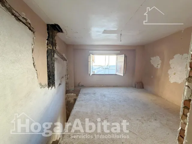 Diseña a tu gusto esta casa a reformar con gran terraza solárium — 10