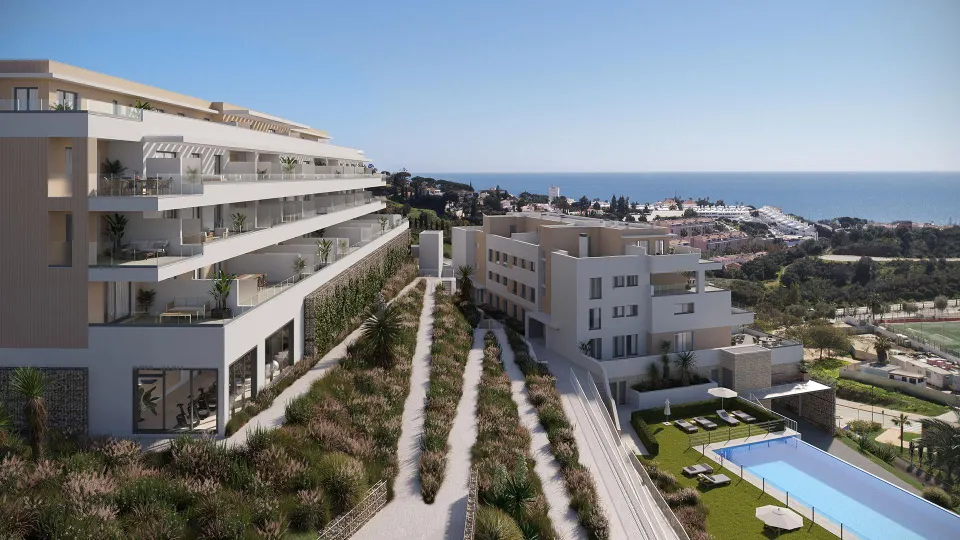 PRIMERA PLANTA, ORIENTACIÓN SUR Y VISTAS AL MAR, CERCA DE LA PLAYA.