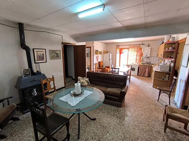 Casa de campo 10 habitaciones 979m² en venta - Ayuntamiento — 17