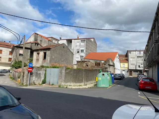 CASA CON TERRENO PARA REFORMAR EN PONTECESURES — 8