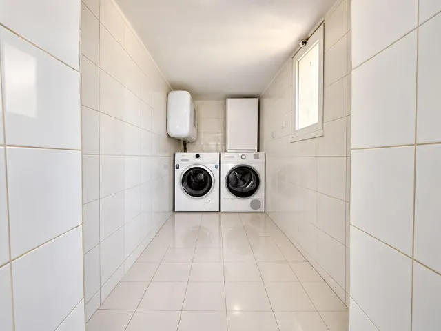 EXCLUSIVA VIVIENDA CON REFORMA INTEGRAL EN AV DE OPORTO — 9