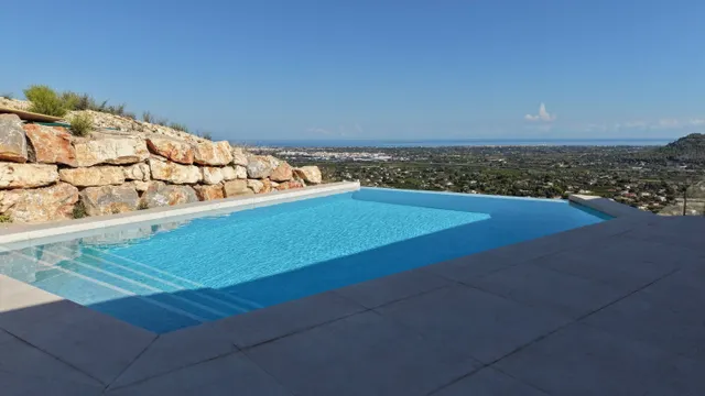 Villa Solana. Villa nueva en venta con vistas panorámicas. Construcción lista para comenzar. Imágenes solo de ejemplo. — 41
