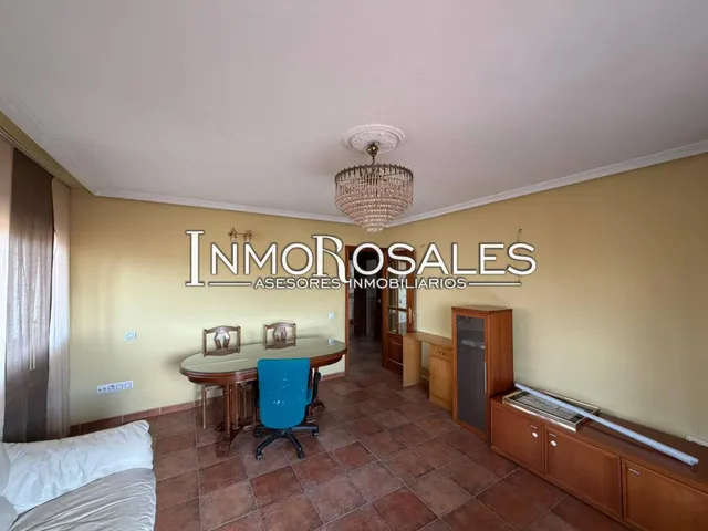 PISO EN VENTA EN AVENIDA DE ROSALES — 7