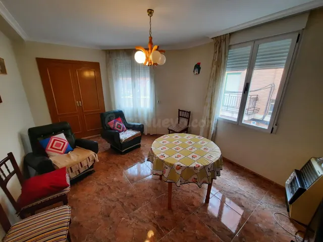 VIVIENDA DE 4 DORMITORIOS EN CAUDETE - foto 5