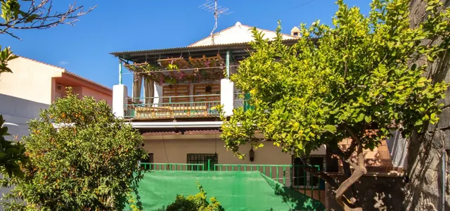 CASA EN VENTA EN PADUL — 36