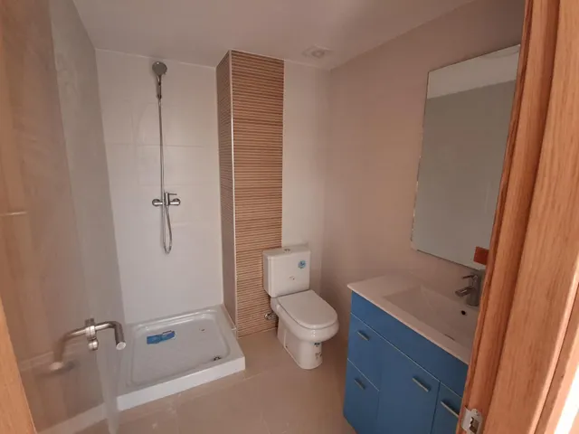 Piso a estrenar de 1 dormitorio con ascensor en el centro de Ribadeo – Cerca de las playas — 7