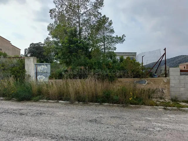 Terreno en urbanización Mas Astor — 3