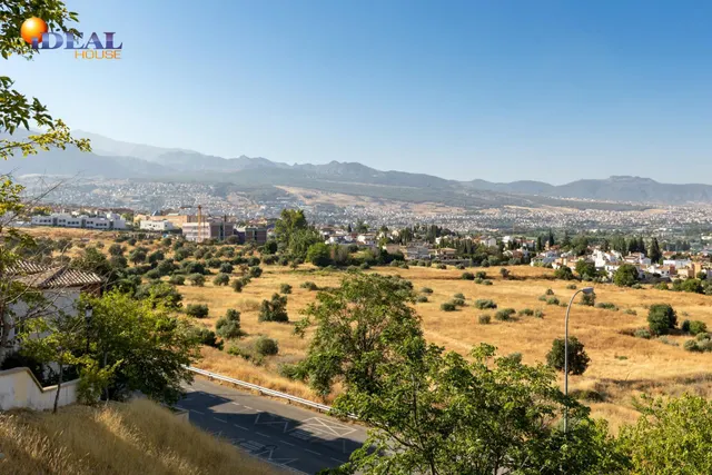 Solar con proyecto en una de las mejores zonas de Granada — 13