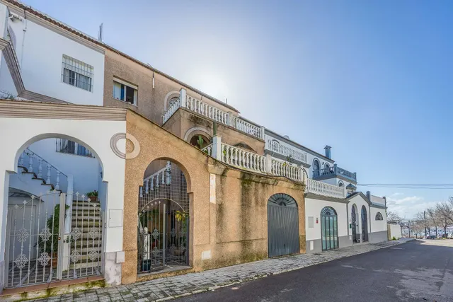 Casa de más de 220mt construidos en tres plantas — 12
