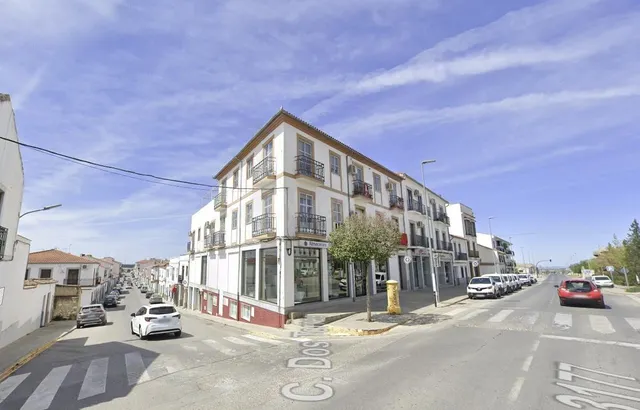 LOCAL EN POZOBLANCO