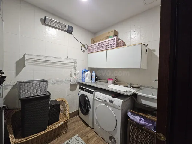 Chalet adosado exclusivo con ascensor, garaje para 4 coches  - foto 5