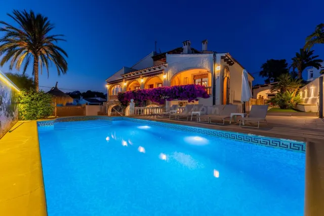 Villa de Lujo 7 habitaciones 183m² en venta - El Portet - foto 3