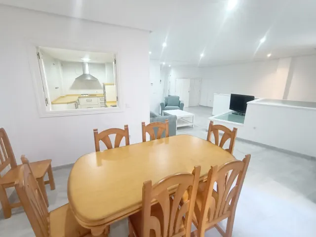 Amplio Duplex en el Barrio Santa María — 5