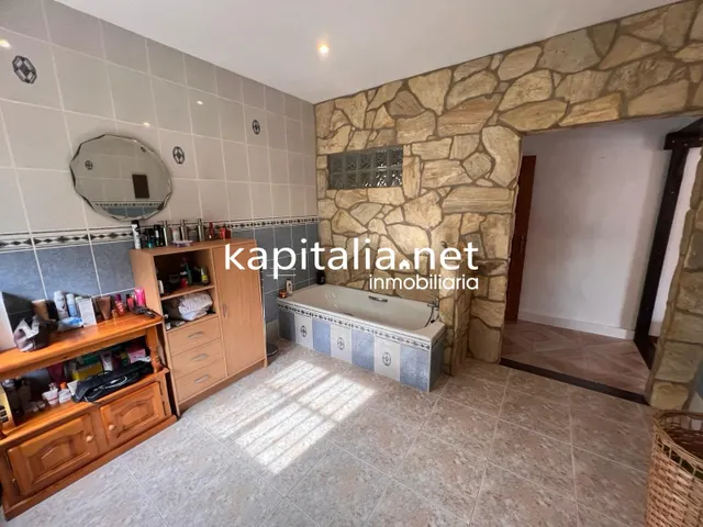 Chalet a la venta en l'Olleria — 31