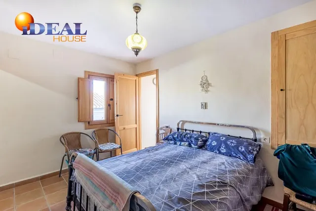 GR3929 - Alhama de Granada - Casa de pueblo reformada con patio delantero y azotea — 16