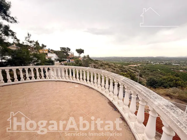 ¡encantador chalet! amplio y sofisticado con piscina, garaje y dos terrazas — 14