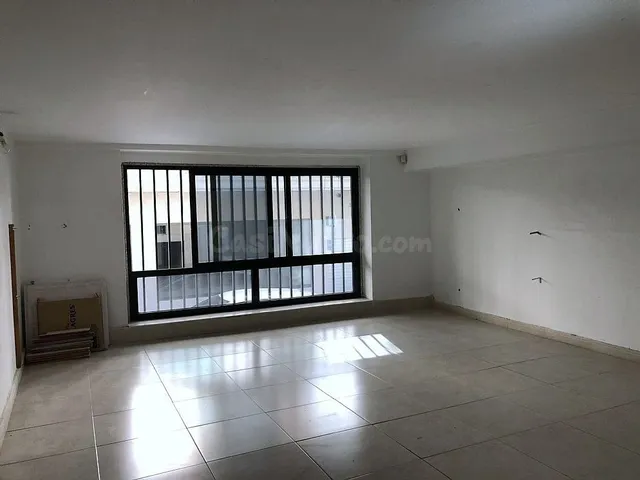 SE ALQUILA LOCAL COMERCIAL EN RIBEIRA - foto 2