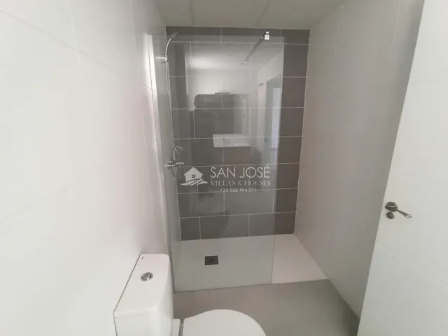 Se vende Villa con piscina en Cañada de la Leña — 26