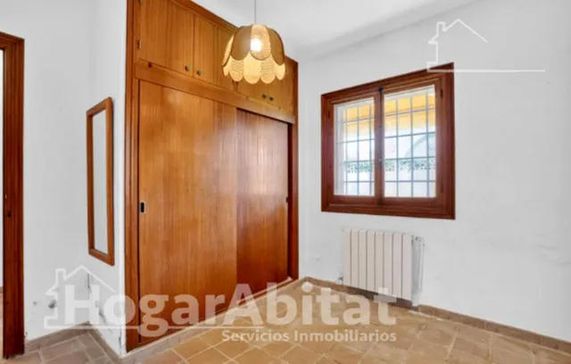 Diseña el hogar de tus sueños frente a la laguna en este gran chalet independiente con solárium y garaje cerrado en Los Balcones — 15