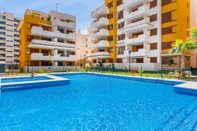 Apartamento en la Planta Baja con Encanto con Vista a la Piscina en Recoleta, Punta Prima — 24