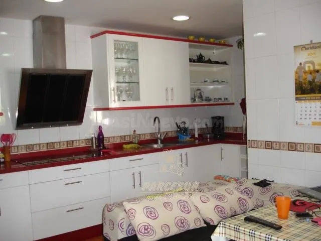 ZONA LA BARQUERA - Parcela de 750 m2 con casa de 320 m2 con  - foto 4