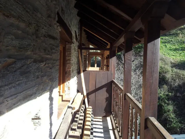 UNA CASA CON ALMA EN PLENA NATURALEZA DEL VALLE DE COMPLUDO — 12