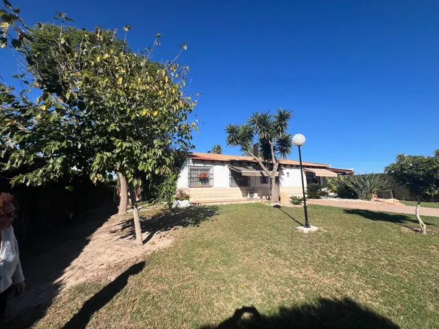 Una casa rural verdaderamente especial: privada, acogedora y perfectamente conectada tanto con el pueblo como con la costa. Bienvenido a un lugar dondela paz, el espacio y la naturaleza se fusionan — 32