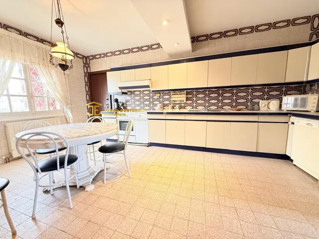 Chalet a 3km del centro de Lorca. — 26