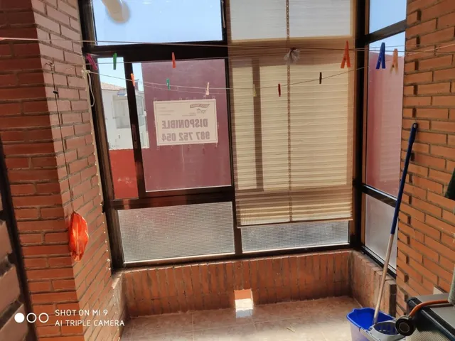 SE VENDE PISO DE 83 M2, REFORMADO Y AMUEBLADO EN VALENCIA DE DON JUAN. POCA COMUNIDAD — 4
