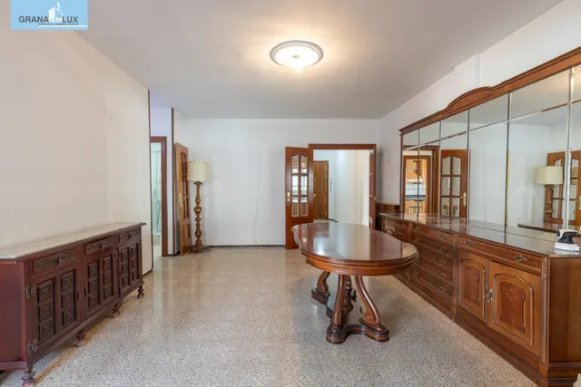 Estupendo piso  en la última planta en calle doctor azpitarte — 9