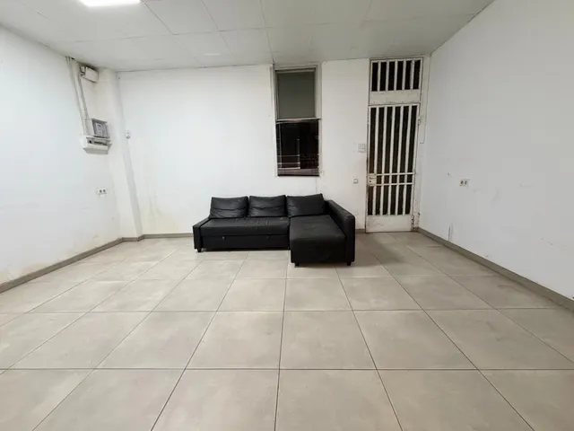 Encantadora Casa en La Marina del Port - Oportunidad para Reformar — 16