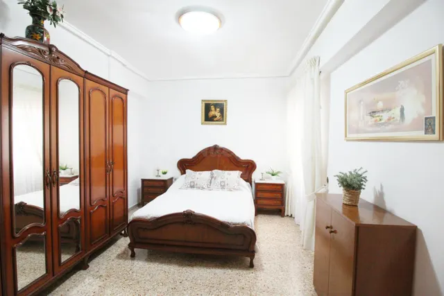 Amplia vivienda de 4 habitaciones en zona cervantes – Alaquàs — 5